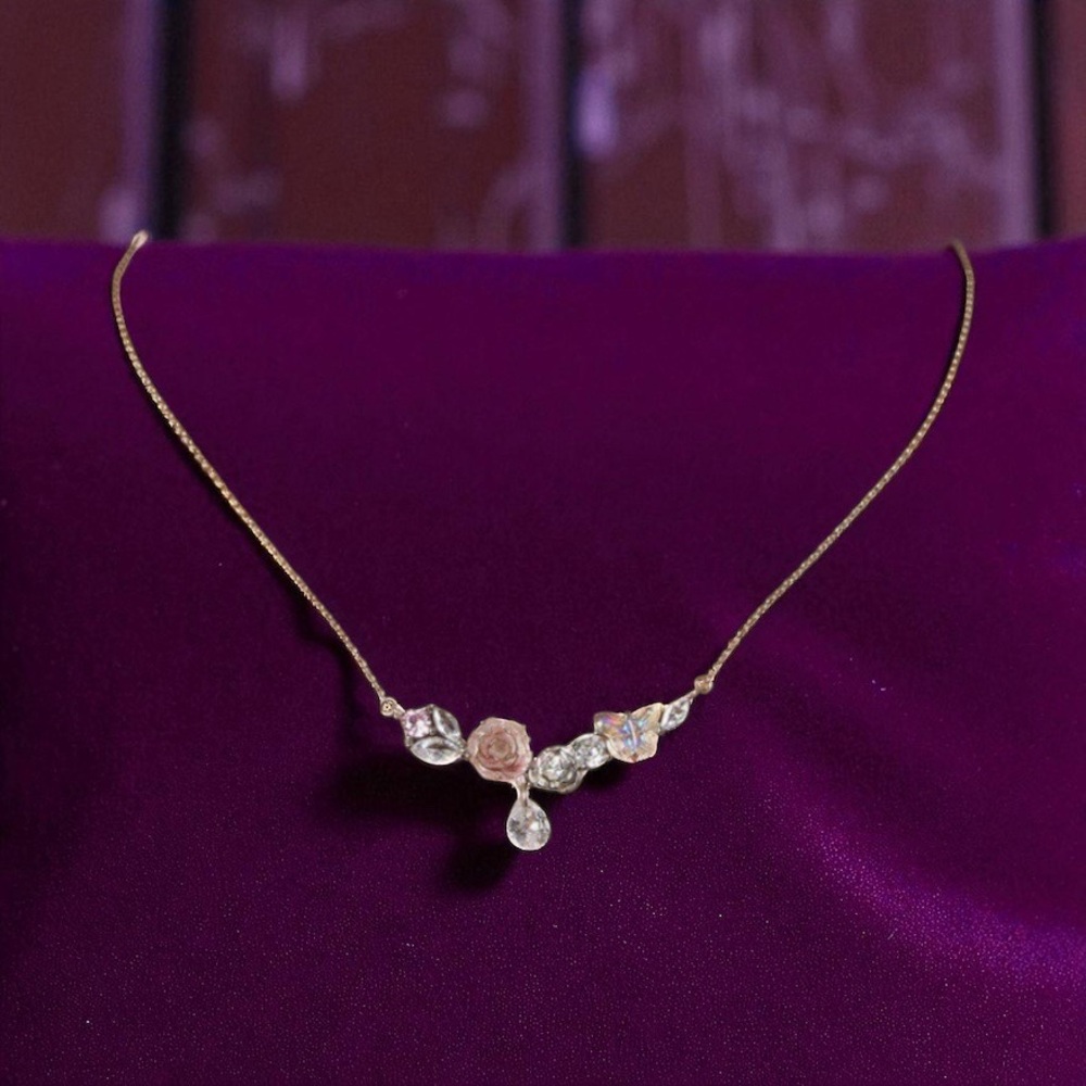 S925 Sterling Silver Sparkly Austrian Crystal Love Romantic Necklace. New.